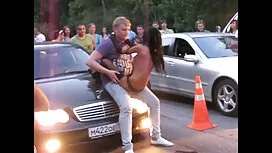 Pornovideos: Redhead streichelte  ...