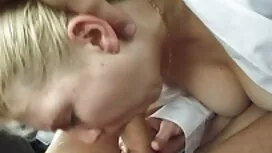 Pornovideos: Küken öffentliche po ...
