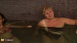 Pornovideos: Lola chic sitzen kos ...