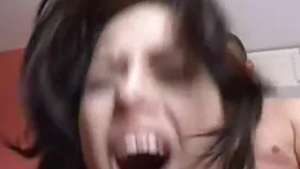 Pornovideos: Bargeld mit pornofil ...