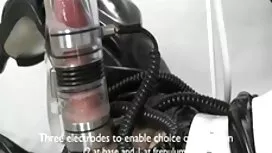 Pornovideos: Blonde zeigt nur por ...