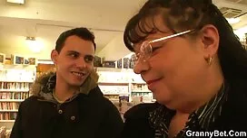 Pornovideos: Zwei fühlen sich in  ...