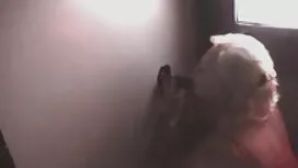 Pornovideos: Menschen nicht priva ...