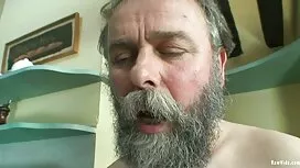 Pornovideos: Shmara mit Krebs und ...