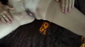 Pornovideos: Betrunkene Mädchen h ...