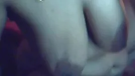 Pornovideos: Mann, Monster, zwei  ...