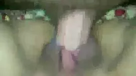 Pornovideos: Eine Gruppe von grat ...